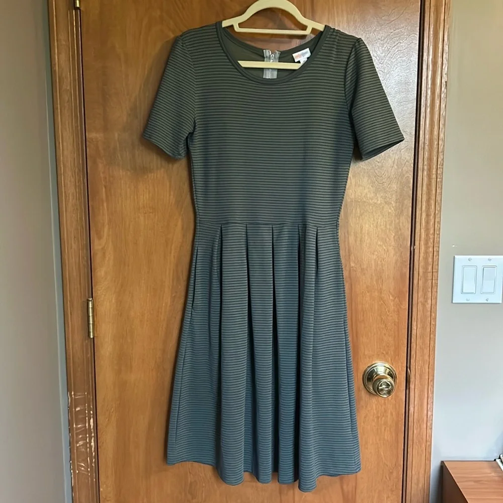 LuLaRoe Green and Blue Pleated Midi Dress - Picture 1 of 5